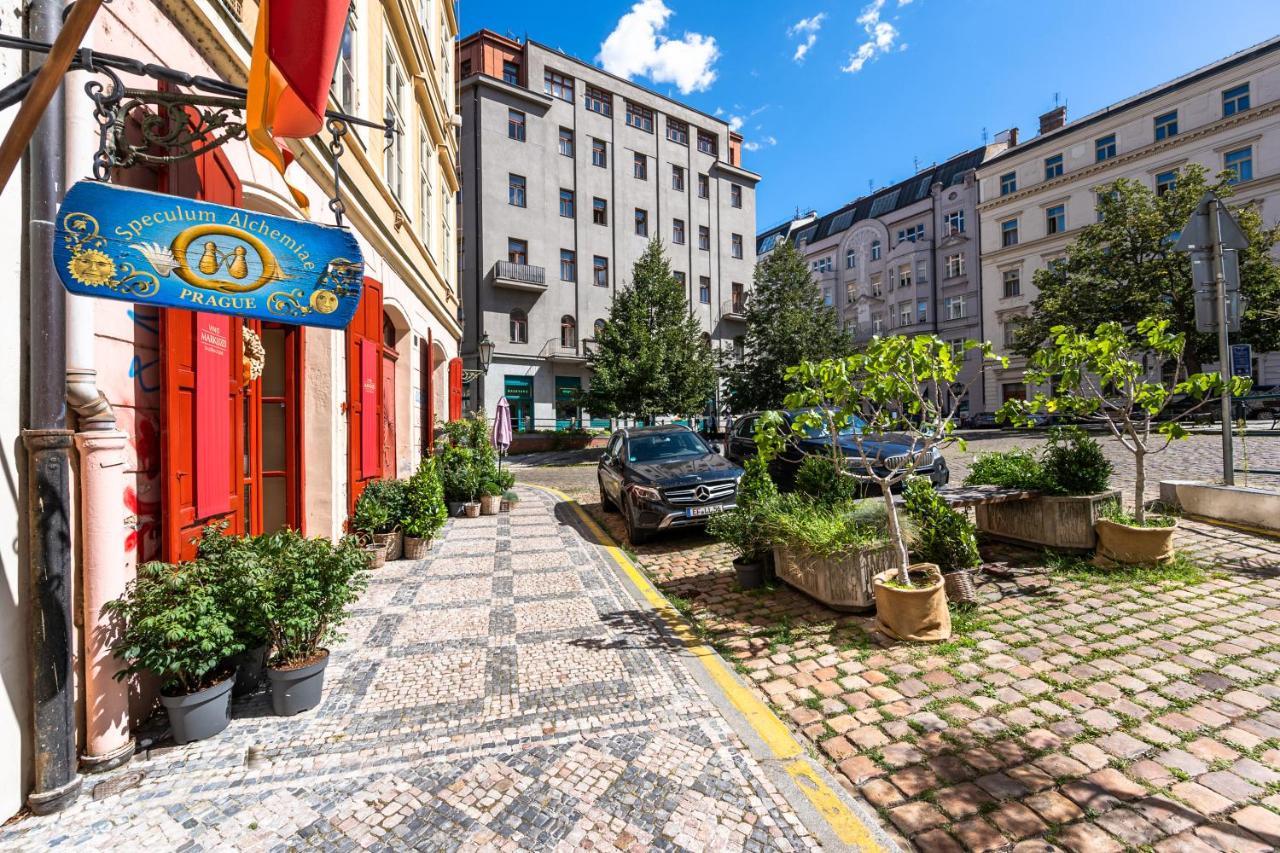 Wishlist Old Residences - Hastalska Apartament *