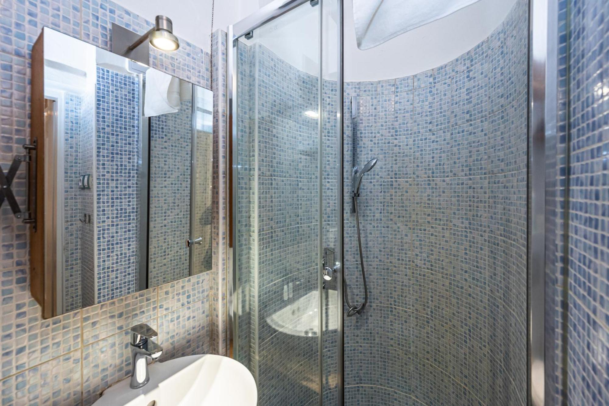 Wishlist Old Residences - Hastalska Apartament